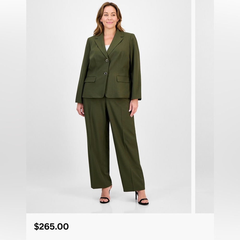 NWT $265 le suit Olive Green Women's Suit Set